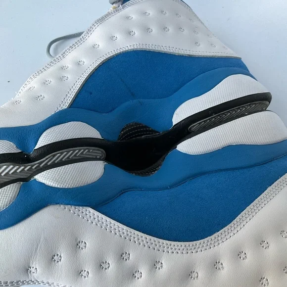 Air Jordan Sz.6Y White Gray and Italy Blue aSneakers - Picture 10 of 13